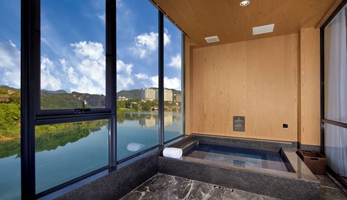Habitación, vistas al río