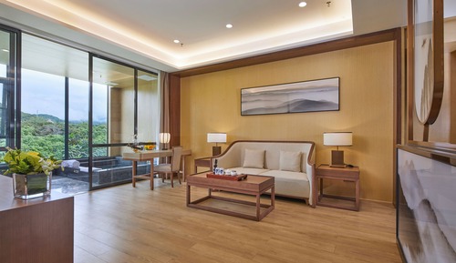 Suite, vistas al río