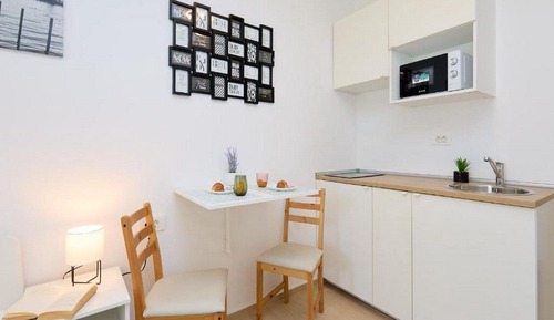 Estudio (Superior Studio Apartment with Terrac)