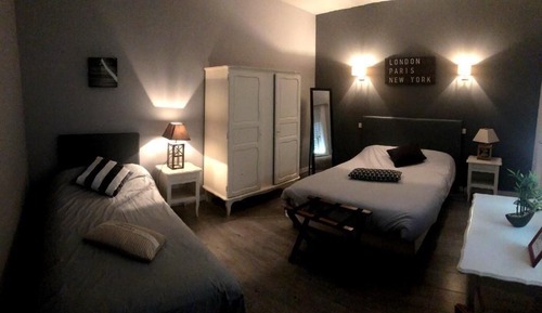 Habitación clásica con 2 camas individuales