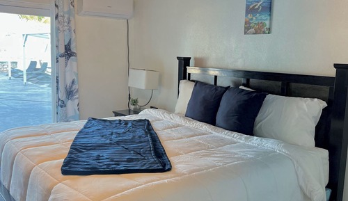 Habitación estándar, 1 cama de matrimonio grande, vistas al mar, frente a la playa