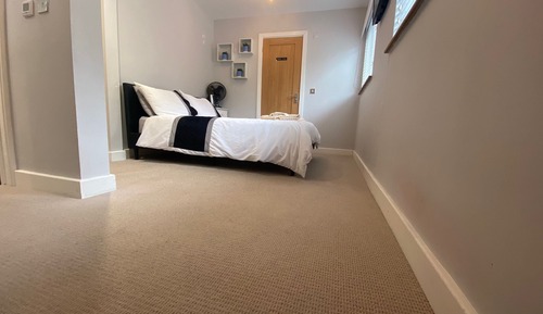 Habitación Confort doble, 1 cama doble, no fumadores, baño privado