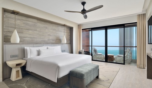 Suite ejecutiva, 1 cama de matrimonio grande, no fumadores, vistas a la montaña (Balcony)