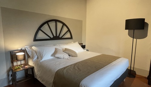 Habitación superior con 1 cama doble o 2 individuales