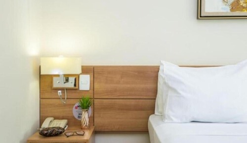 Standard PwD Disability Access - 1 Queen Bed