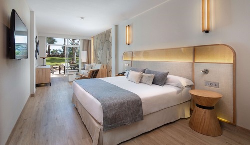 Suite junior, en la zona del jardín (2 adults + 2 children)