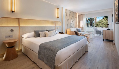 Suite junior (2 adults + 2 children)