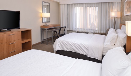 Habitación, 2 camas de matrimonio, accesible para personas con discapacidad, balcón