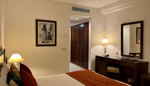Habitación triple, vistas al mar