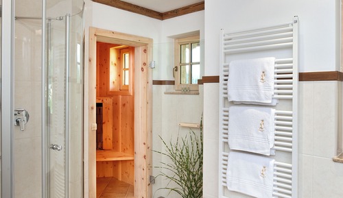 Chalet, 2 habitaciones, cocina, en edificio anexo
