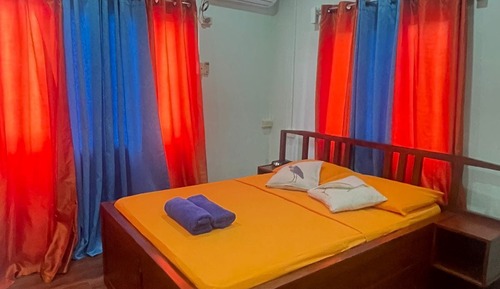 Habitación estándar doble, 1 cama doble, no fumadores, baño privado