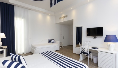 Suite junior, 1 cama de matrimonio grande, bañera de hidromasaje