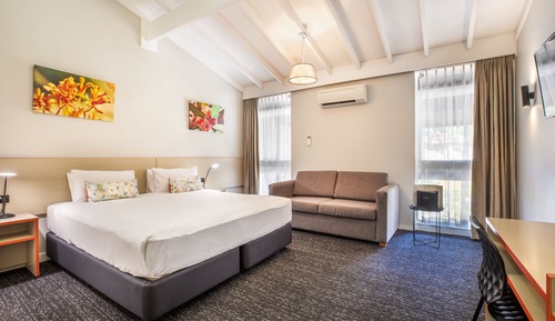 Estudio, 1 cama de matrimonio grande