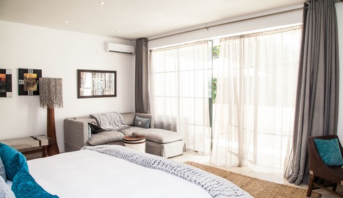 Suite estudio Deluxe, vistas a la piscina