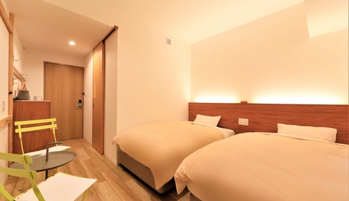 Habitación con 2 camas individuales (Asobi)