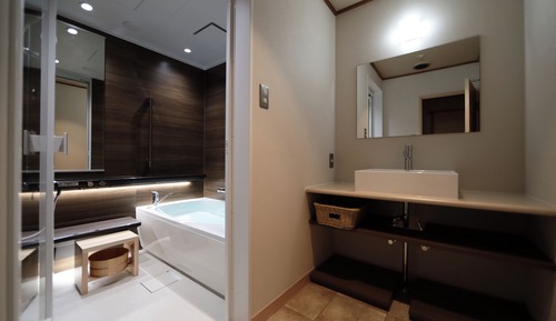 Habitación tradicional, no fumadores, vistas al río (Japanese Style room with low beds)