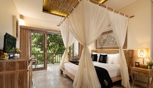 River View Suite with Free Benefit