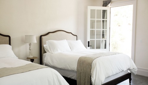 Habitación, 2 camas de matrimonio, accesible en silla de ruedas (Chateau Riverfront)