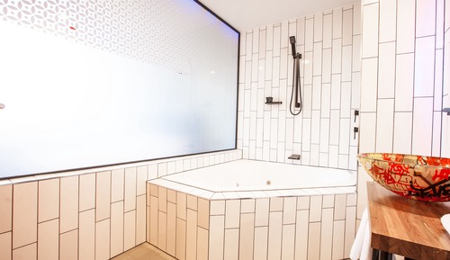 Habitación (King Internal Spa WIFI)