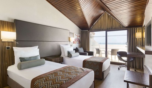 Habitación familiar, vistas al mar