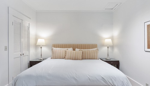 Casa de campo superior, 1 cama de matrimonio grande, bañera de hidromasaje, en la zona del jardín