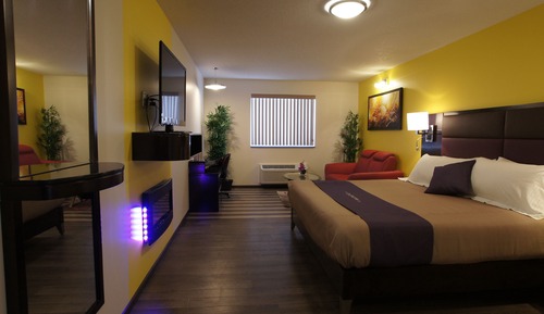 King Bed Suite