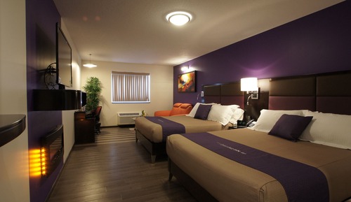 2 Queen Beds Suite