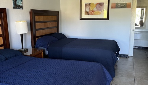 Habitación estándar, 2 camas dobles, no fumadores