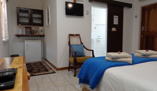 Habitación clásica con 2 camas individuales