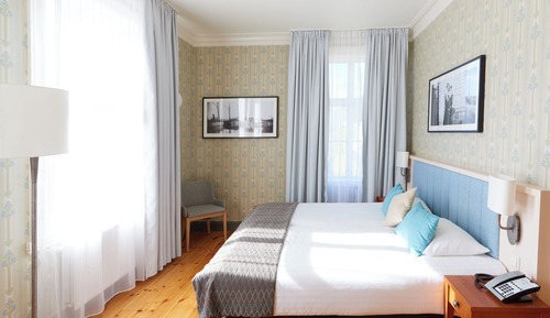 Habitación estándar con 1 cama doble o 2 individuales