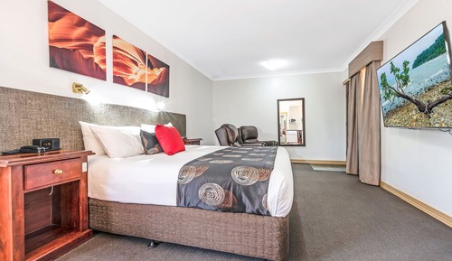 Suite, 1 cama de matrimonio grande, bañera de hidromasaje