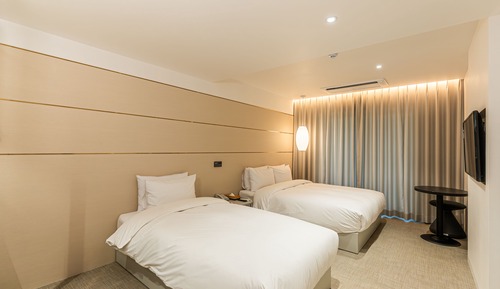 Premier Family Twin Room