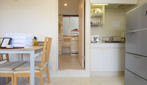 Habitación básica doble, varias camas, no fumadores, entresuelo