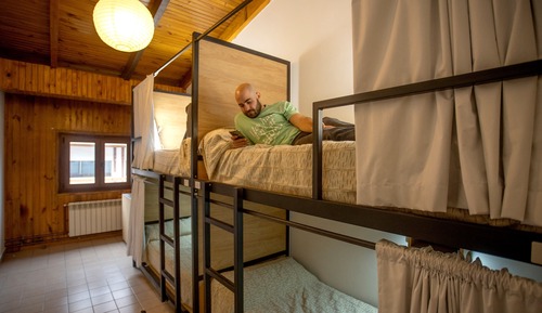 Dormitorio compartido básico (solo Mujeres)
