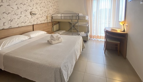 Habitación cuádruple clásica