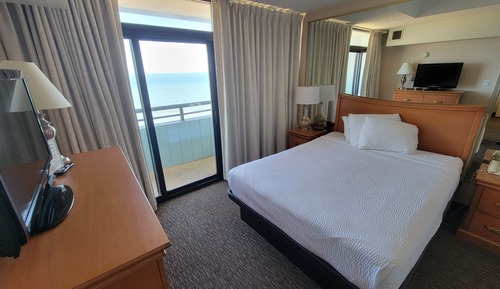 Ático, 2 habitaciones, balcón, vistas al mar