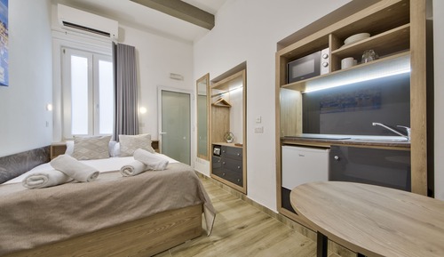 Estudio Deluxe