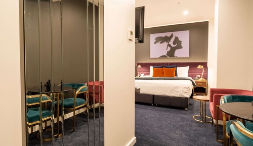 Habitación, 1 cama de matrimonio grande, accesible para personas con discapacidad