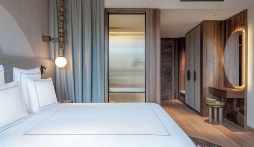 Swiss, Habitación superior, 1 cama de matrimonio
