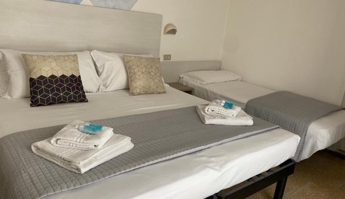 Habitación triple clásica