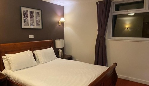 Habitación estándar doble, 1 cama doble, no fumadores, bañera