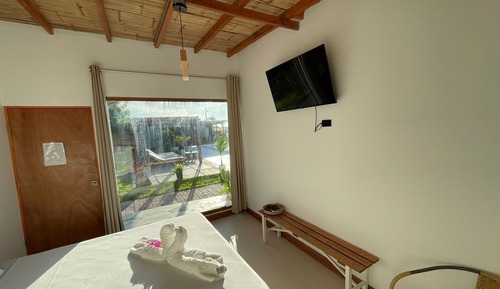 Habitación superior, 1 cama de matrimonio, vistas a la piscina
