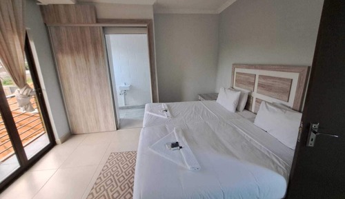 Habitación con 2 camas individuales
