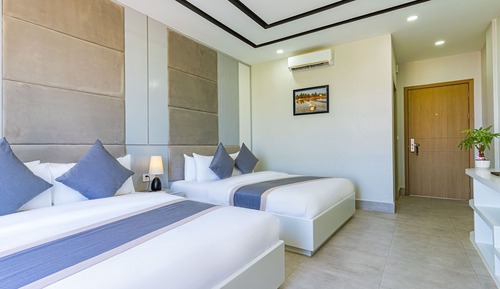 Habitación estándar con 2 camas individuales, vistas a la montaña