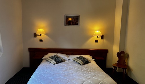 Habitación con 1 cama doble o 2 individuales