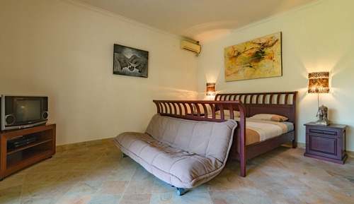 Villa familiar, 4 habitaciones, piscina privada, vistas a la playa