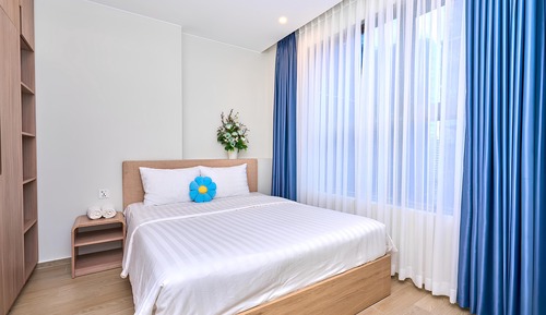 Apartamento de lujo, 3 habitaciones, bañera, vistas al mar