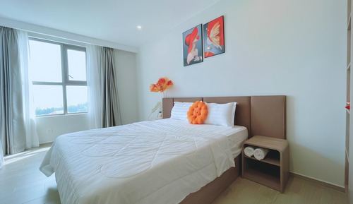Apartamento de lujo, 3 habitaciones, balcón, vistas al mar