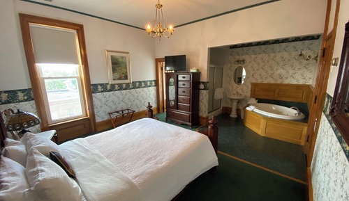 Habitación básica, 1 cama de matrimonio, bañera de hidromasaje