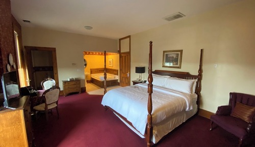 Habitación básica, 1 cama de matrimonio grande, bañera de hidromasaje